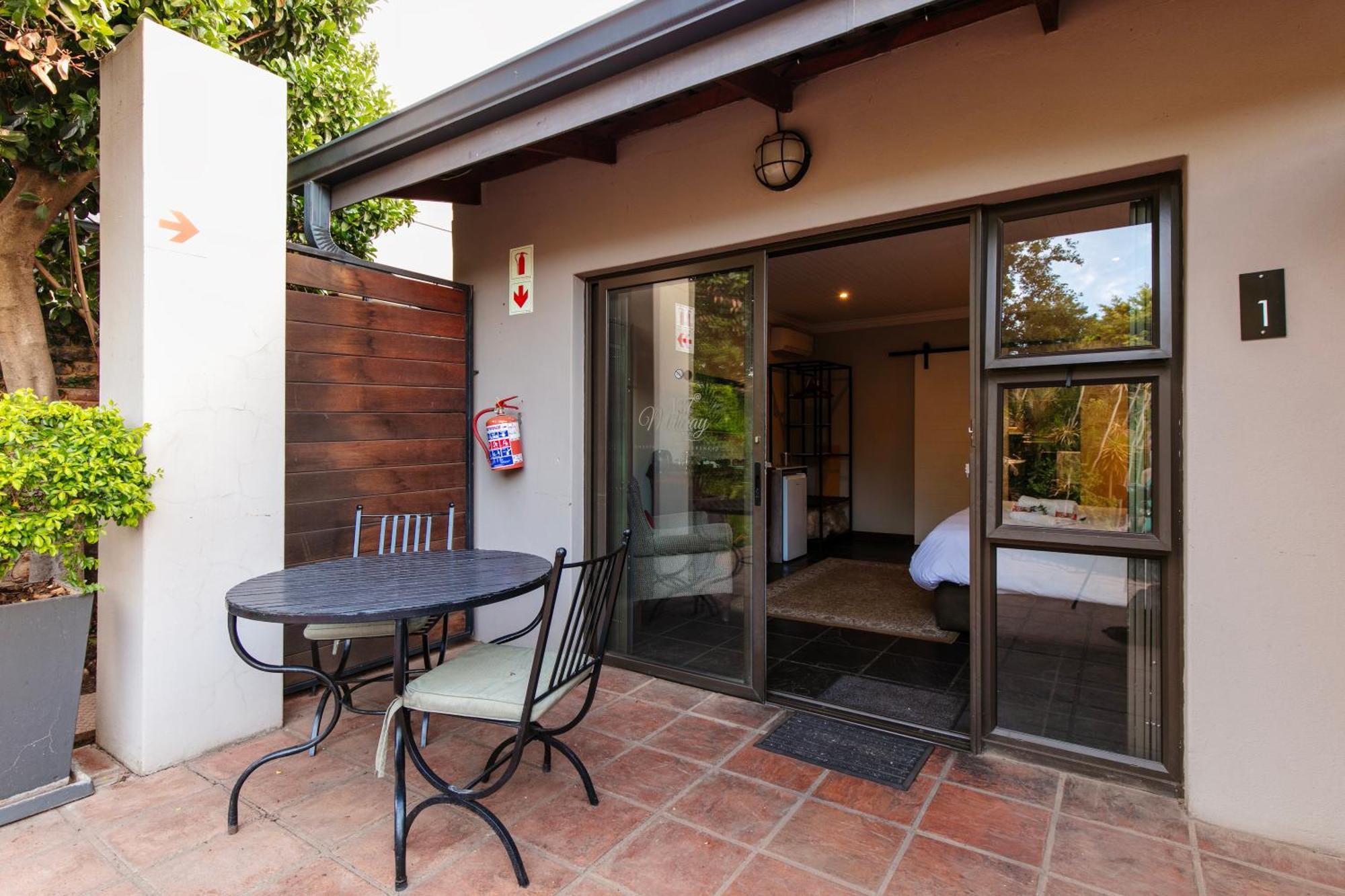 Murray Street 137 Guesthouse Pretoria Bagian luar foto