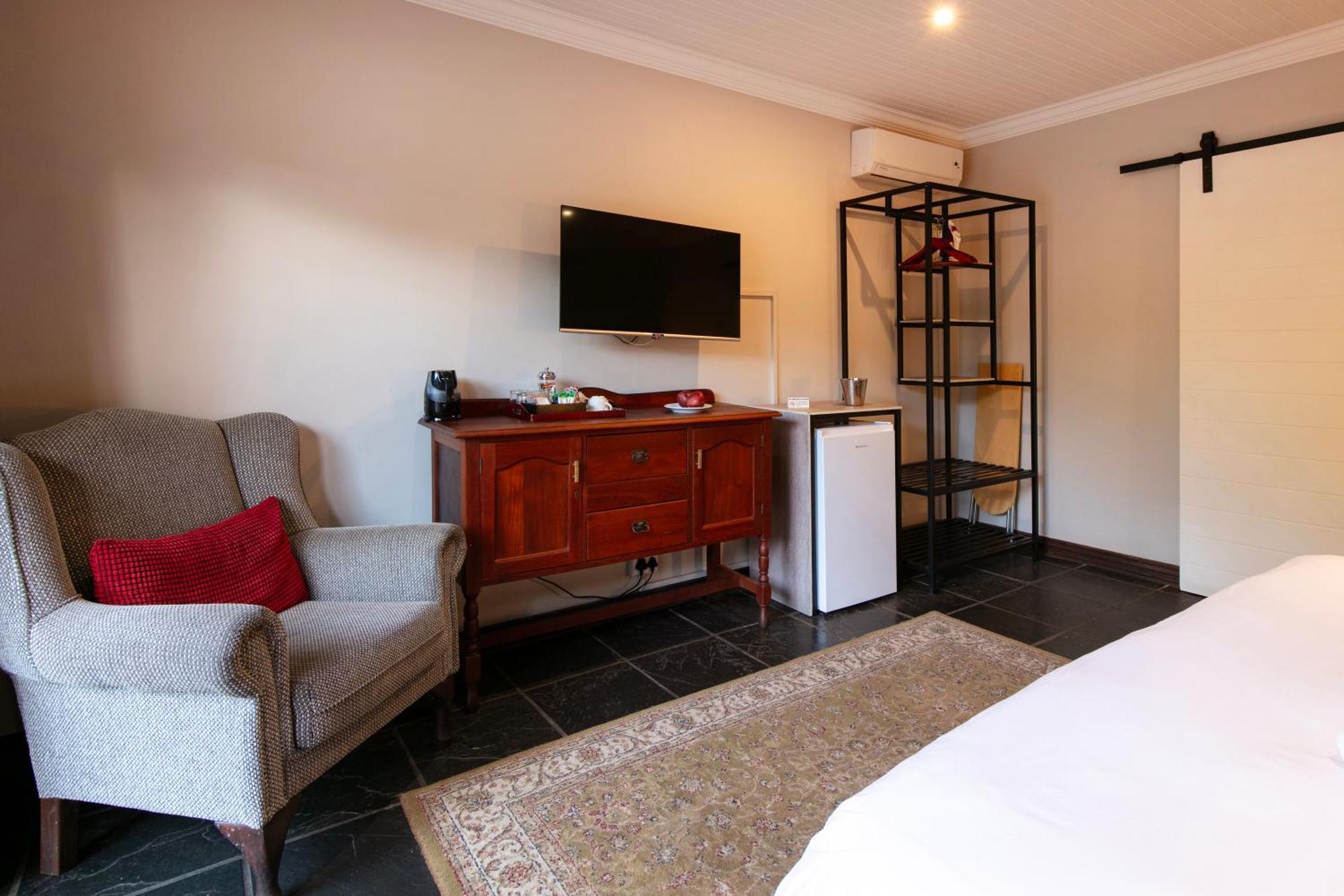 Murray Street 137 Guesthouse Pretoria Bagian luar foto