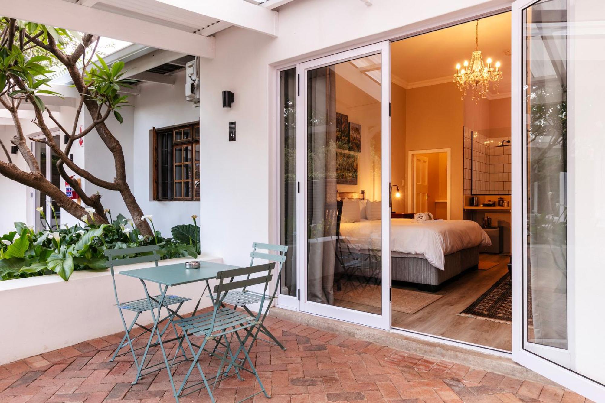 Murray Street 137 Guesthouse Pretoria Bagian luar foto